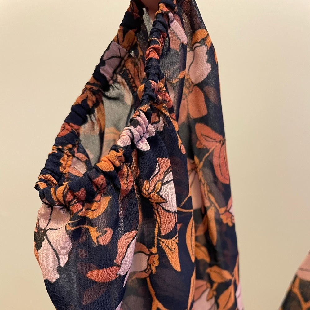 LOFT Navy Blue Floral Long Sleeve Button Up Blouse - Picture 5 of 6